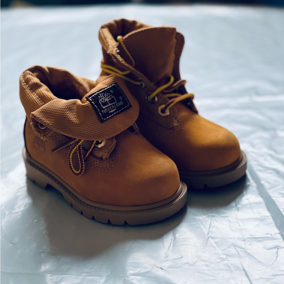 Timberland infants roll top boot new in original box - Picture 7 of 7